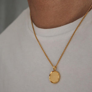 GOLD PYRAMIDS MEDALLION NECKLACE Hetariki Jewellery 