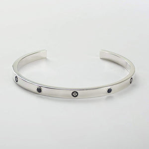 NOUGHTS & CROSSES - BLACK SAPPHIRE noughts and crosses cuff Hetariki Jewellery 